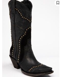 Idyllwind women’s walk this way western boots - snip toe